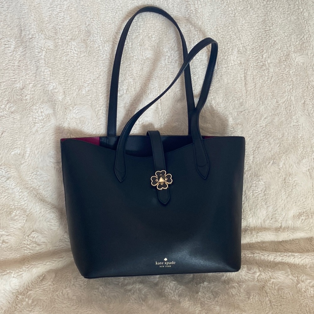 Black Kate Spade purse